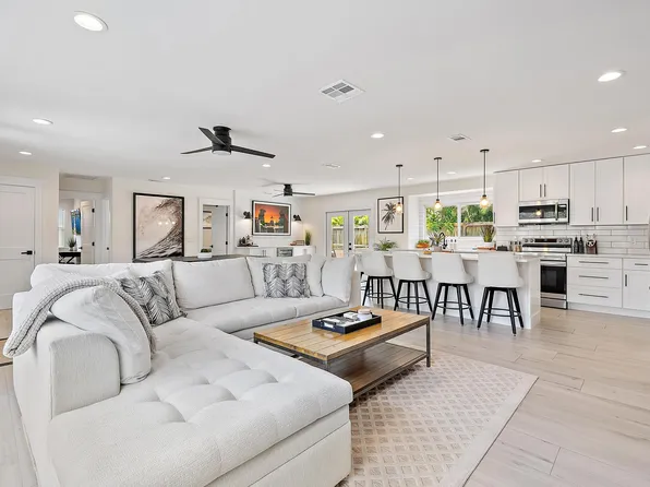 131 W Norfolk Rd, Jupiter, FL 33469