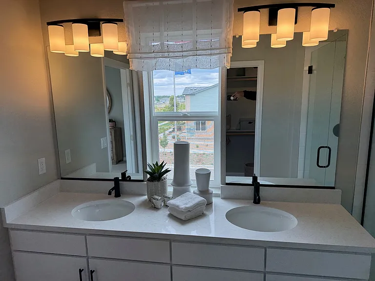Main Bathroom