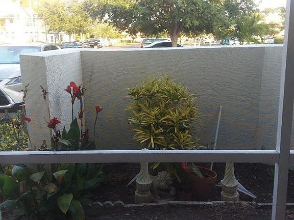 5th image of 1526 SE Royal Green Cir #101
