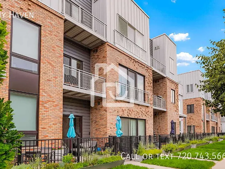 2550 Lawrence St #B-305 — Photo 10