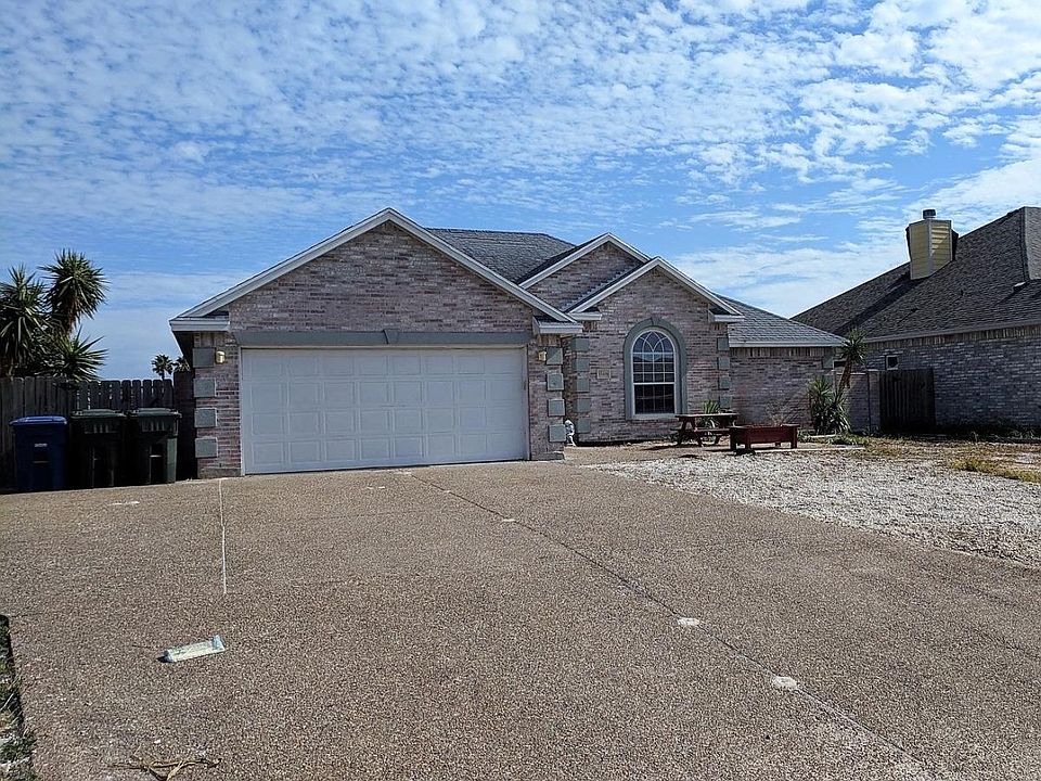1st image of 15406 Escapade St