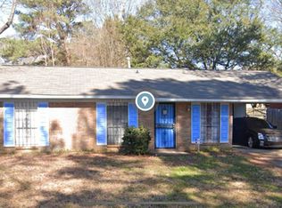 352 James Garfield Cir, Jackson, MS 39213