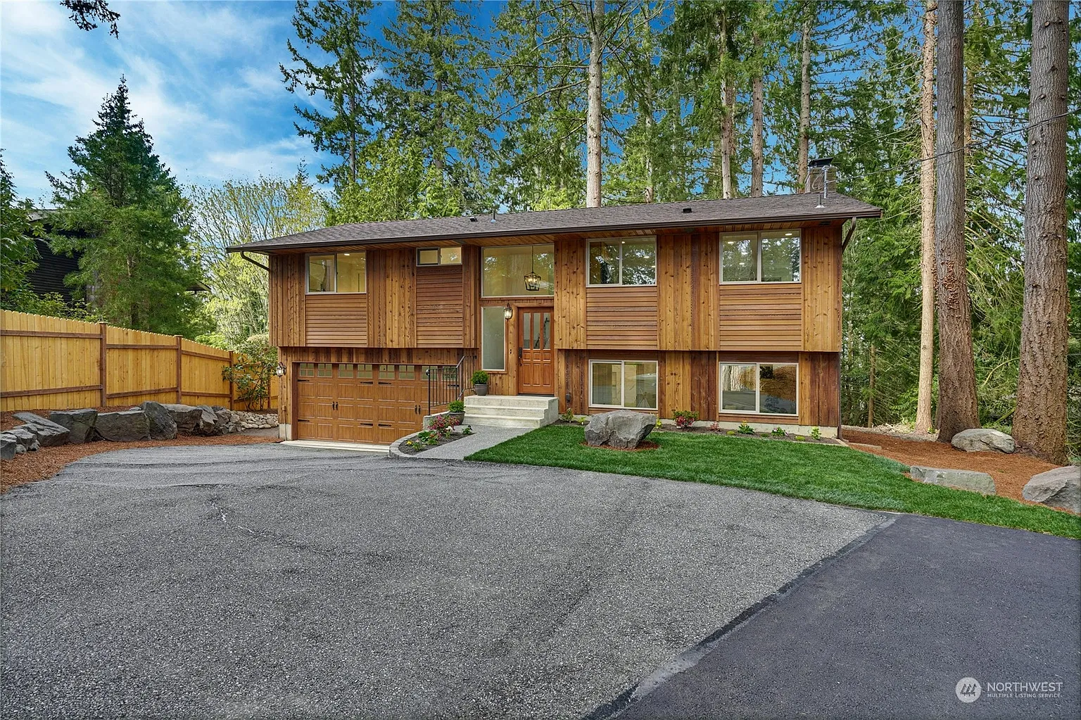 12018 Scenic Drive photo 1