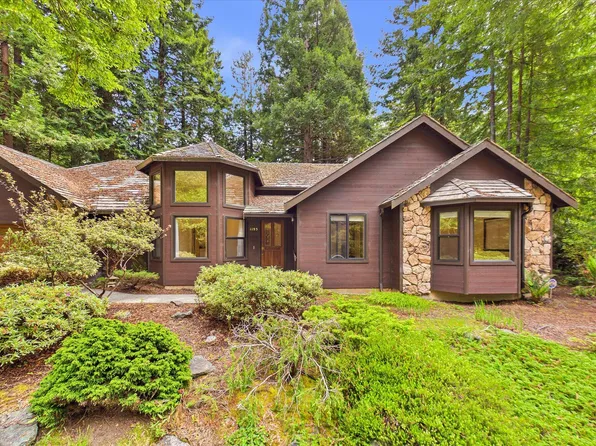 1195 Diamond Dr, Arcata, CA 95521