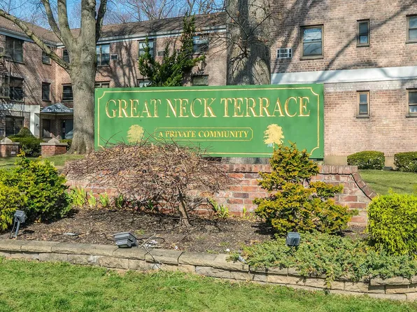 2 Terrace Circle #3H, Great Neck, NY 11021