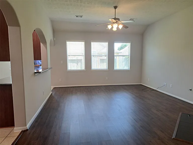 26315 Fox Ridge Ln — Photo 8