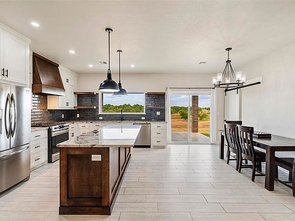 3rd image of 10780 NE Seaside Ln