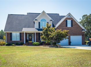 4916 Clinton Rd, Fayetteville, NC 28312