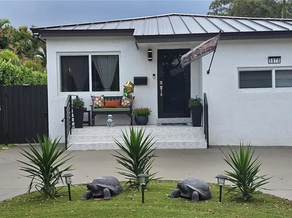 5870 NW 38th St, Virginia Gardens, FL 33166