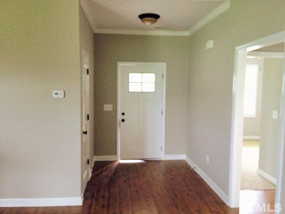 4th image of 313 Kingston Cir
