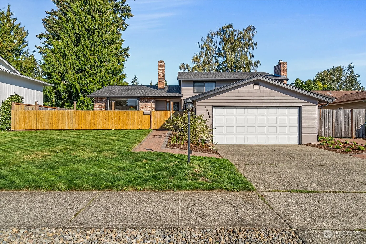 1525 S Meyers Street photo 1