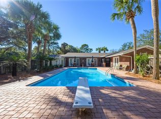 1553 Pine St, Niceville, FL 32578