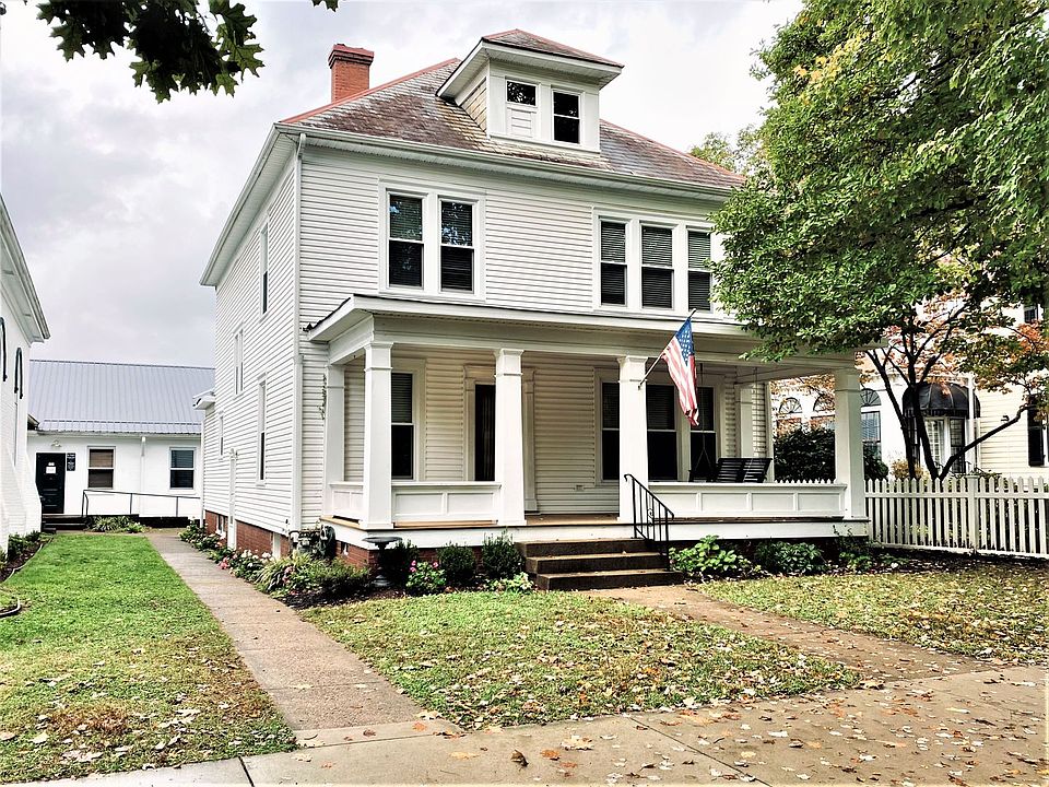 1st image of 403 5th St