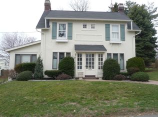 16 Rock Rd, Milford, CT 06460