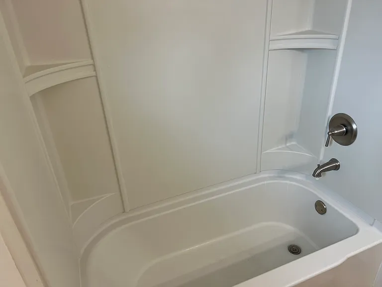 Tub