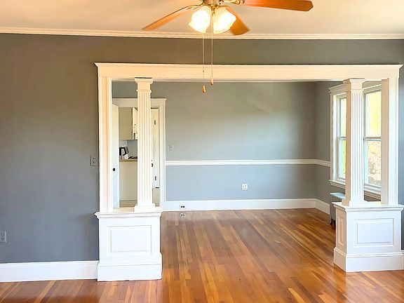 4th image of 174 Ocean Ave W Floor 2
