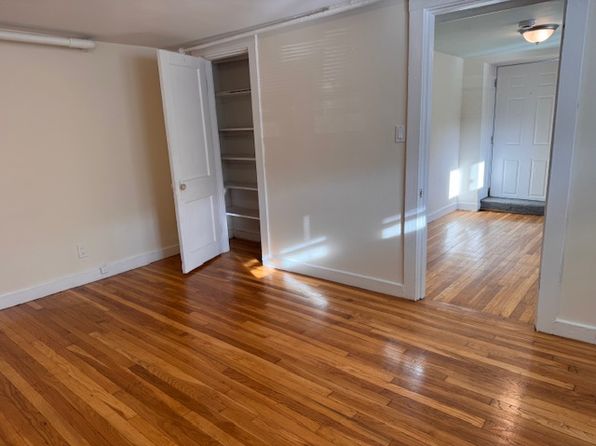 2 Belmont St #2