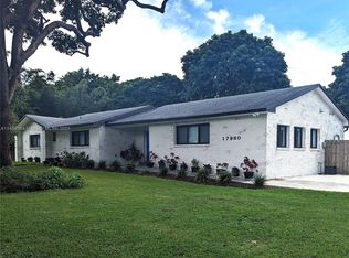 17980 SW 57th St, Southwest Ranches, FL 33331