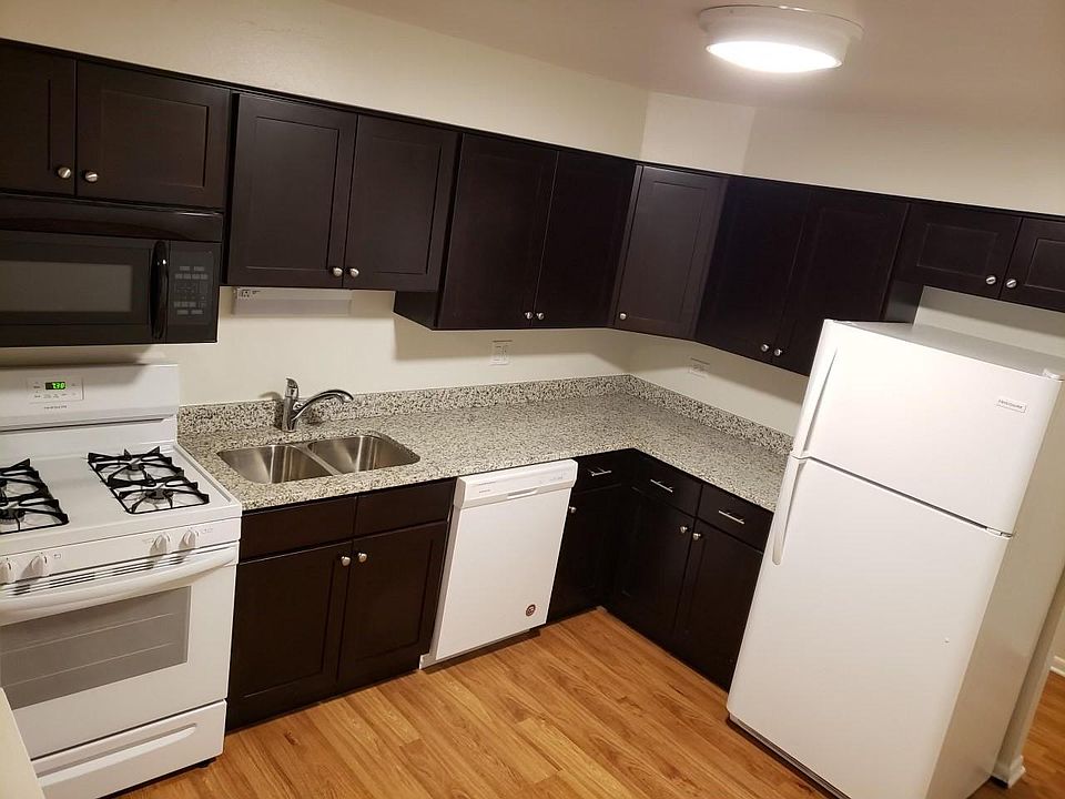 1st image of 5026 Suffield Ct APT 2B