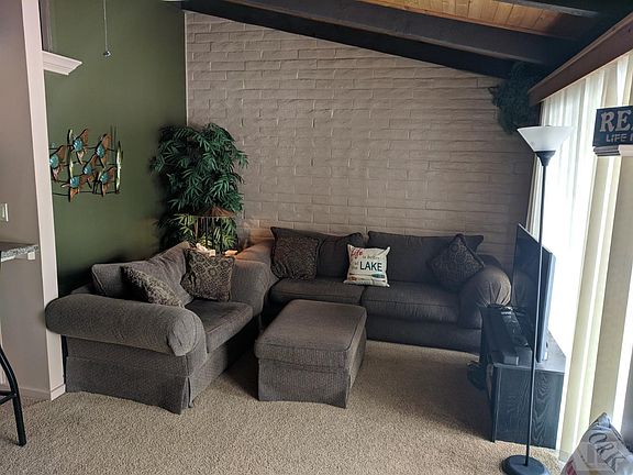 3rd image of 2700 N Shore Dr Unit F28