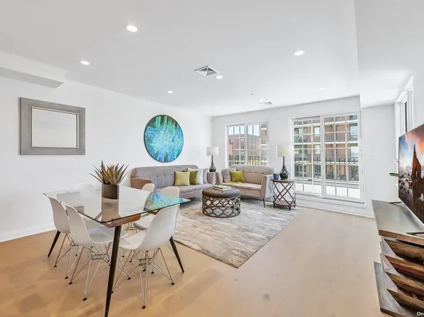 23-23 30th Road #5A, Astoria, NY 11102