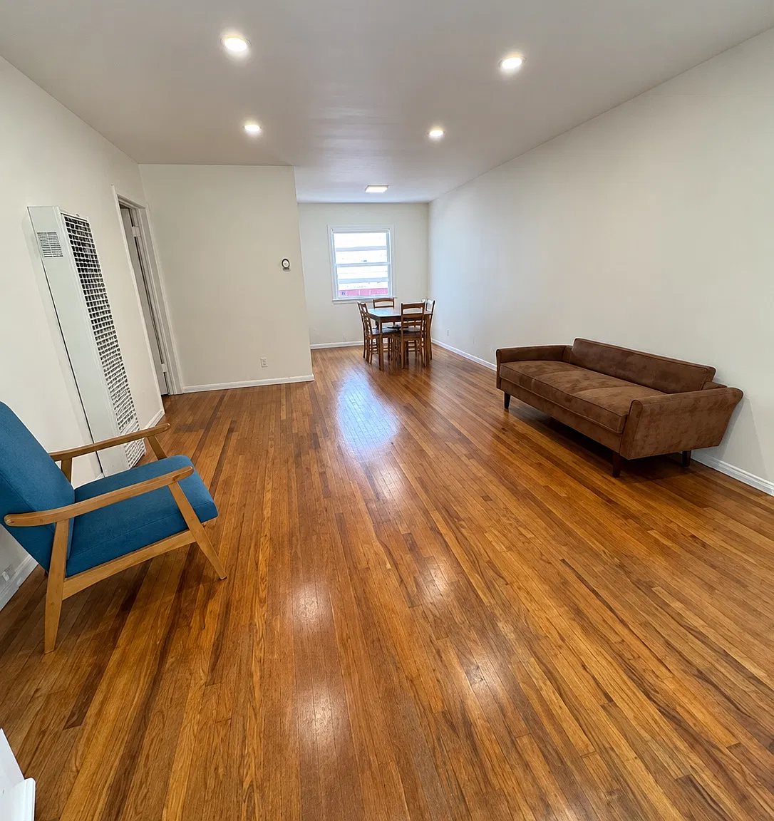 1 bed, 700 sqft, $2,995 — Photo 1