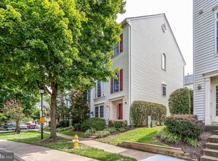 5816 Pearson La, Alexandria, VA 22304