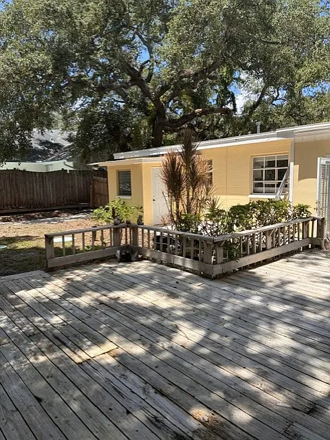 3 bed, 1080 sqft, $2,550 — Photo 3