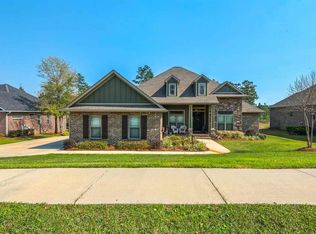 8769 Lupine Ln, Pensacola, FL 32526
