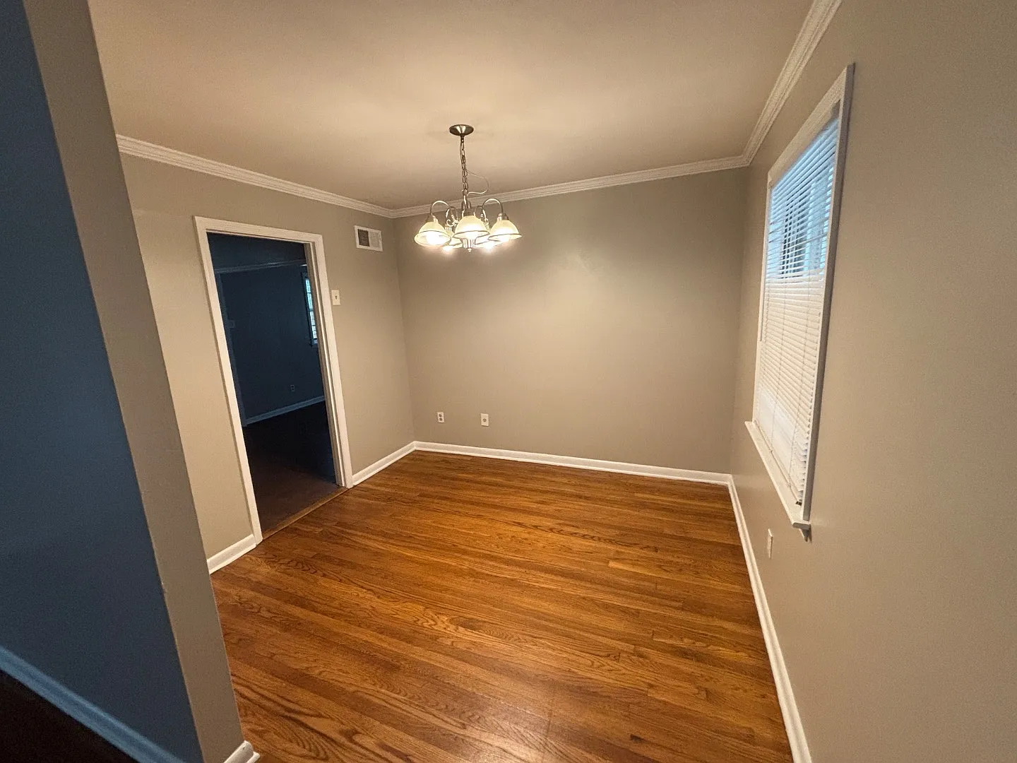 3065 Earnett Street — Photo 4