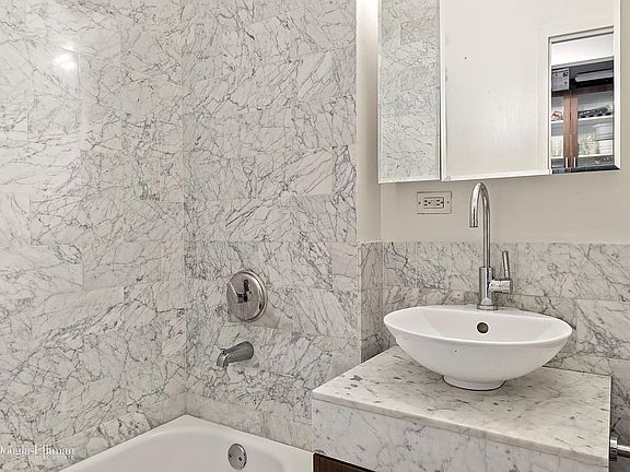 3rd image of 1 Wall Street Ct APT 304