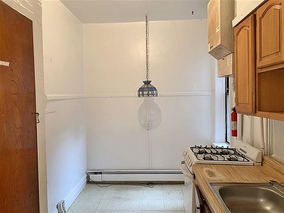 5th image of 2700 Kennedy Blvd APT 109
