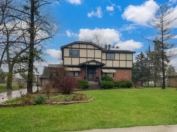 10117 Potter Rd, Des Plaines, IL 60016