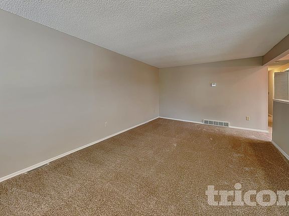 3rd image of 10480 Jellison Way