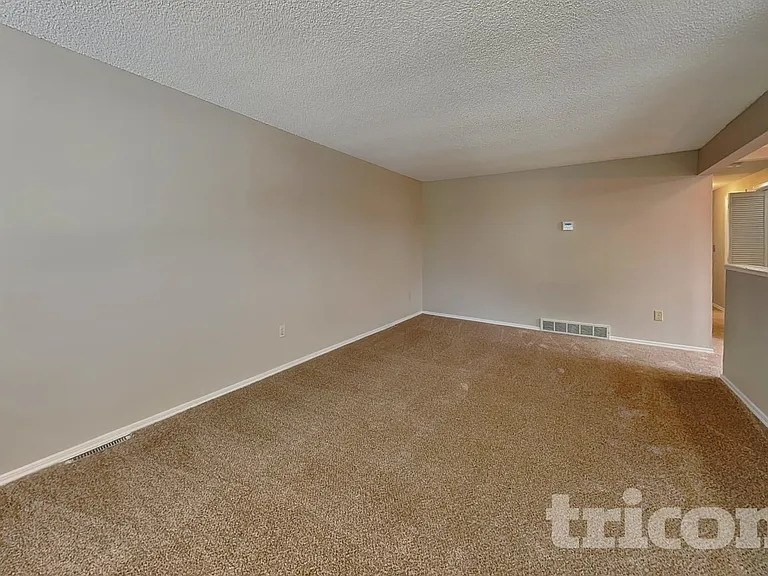 10480 Jellison Way — Photo 3