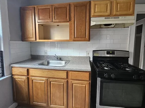 192 Munn Ave Floor 2, Irvington, NJ 07111