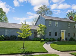 858 Twin Pine Dr, Saint Louis, MO