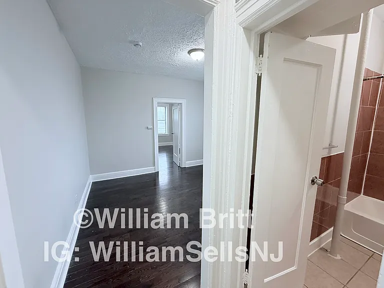 54 Linden Ave #402 — Photo 11