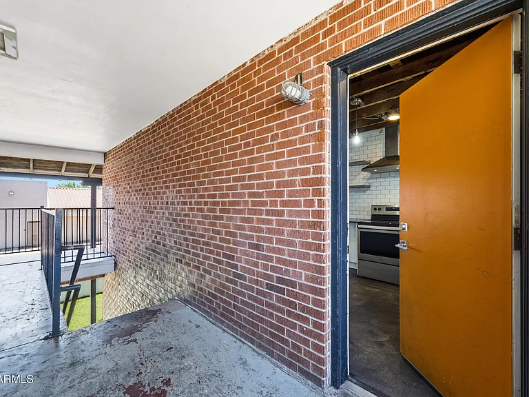 3601 N 15th Ave #10 — Photo 3