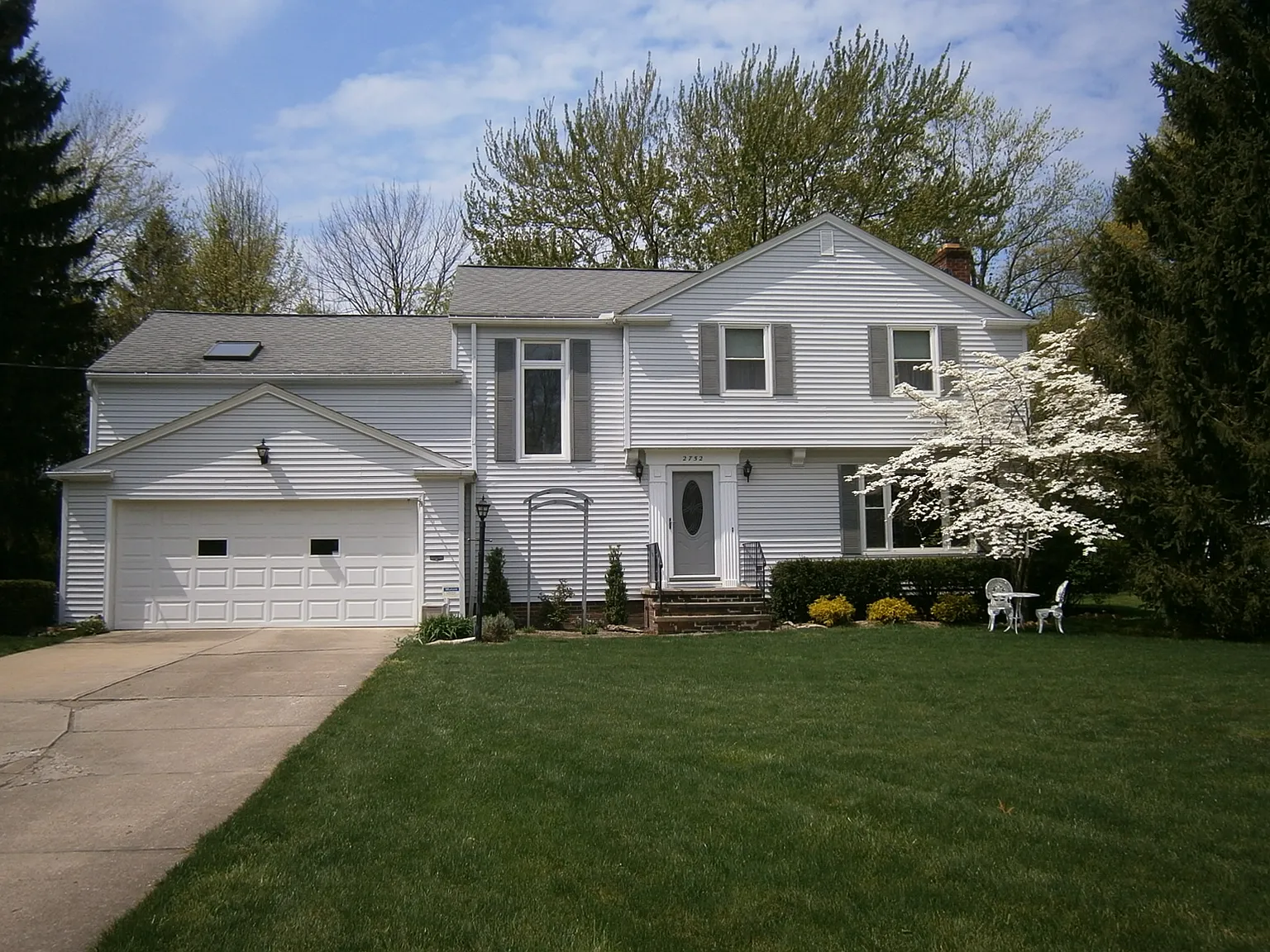 2752 Horseshoe Blvd photo 1