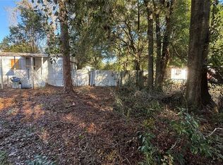 116 Wateroak Rd, Satsuma, FL 32189