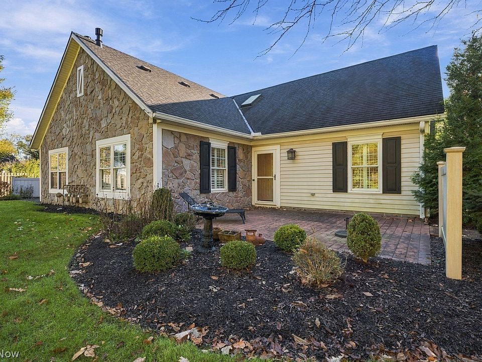 1st image of 303 Cutler Ln
