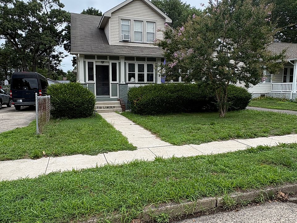 1st image of 716 Lincoln Ave #1