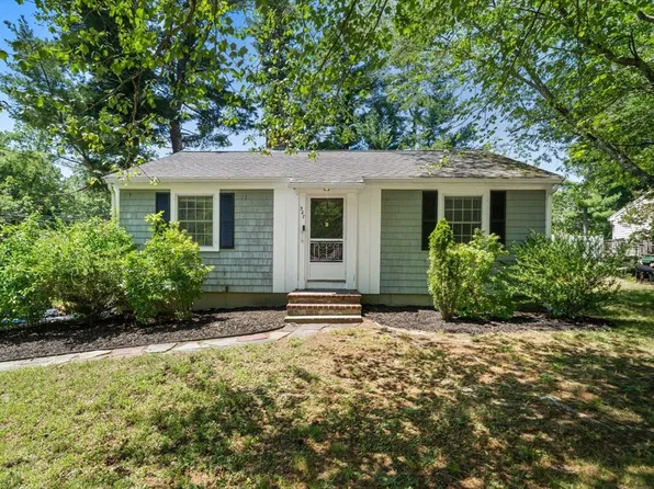 327 Plain St, Marshfield, MA 02050
