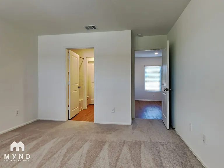 513 Brook Terrance Ln — Photo 16