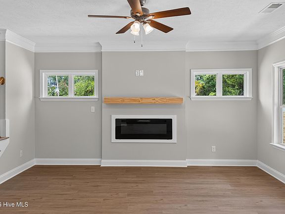 4th image of 1407 Habersham Drive