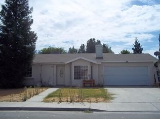 2399 Sierra View St, Selma, CA 93662