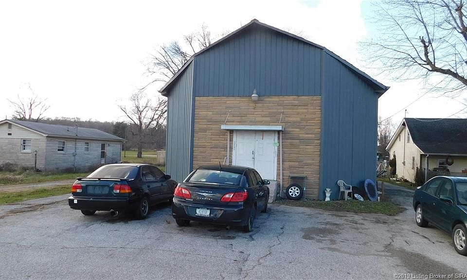 1st image of 557 E State Road 60