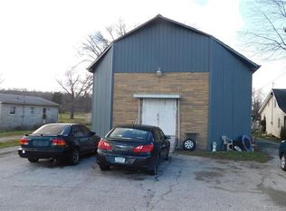 557 E State Road 60, Pekin, IN 47165