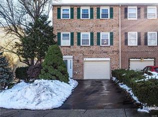 1033 Barnside Rd, Allentown, PA 18103